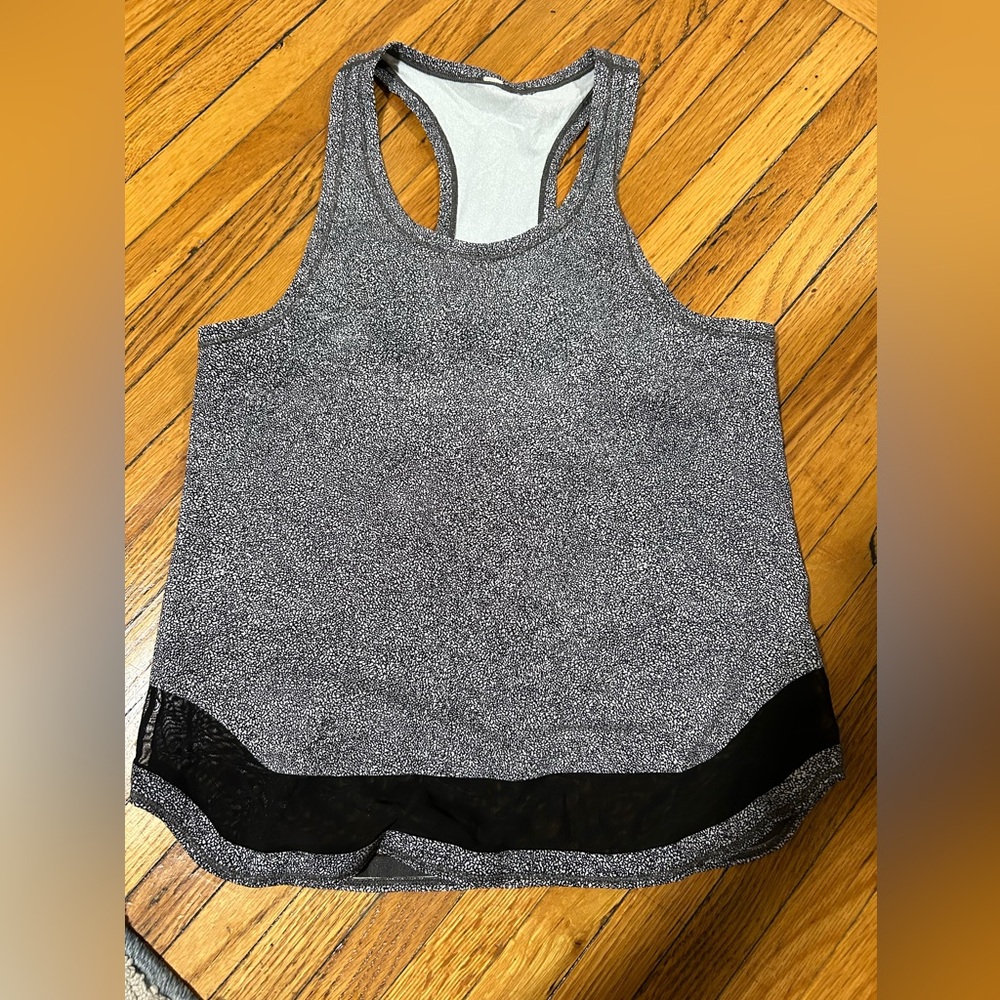 Lululemon tank